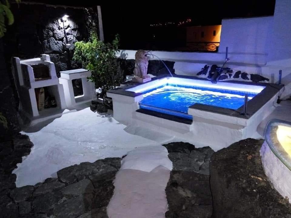 Conil Aloelux Villa ! - Private Villa With Jacuzzi, Cinema ,Massage ,Wonderful View, Art Desing Villa מראה חיצוני תמונה