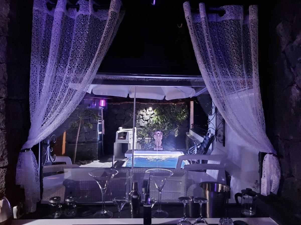 Conil Aloelux Villa ! - Private Villa With Jacuzzi, Cinema ,Massage ,Wonderful View, Art Desing Villa מראה חיצוני תמונה